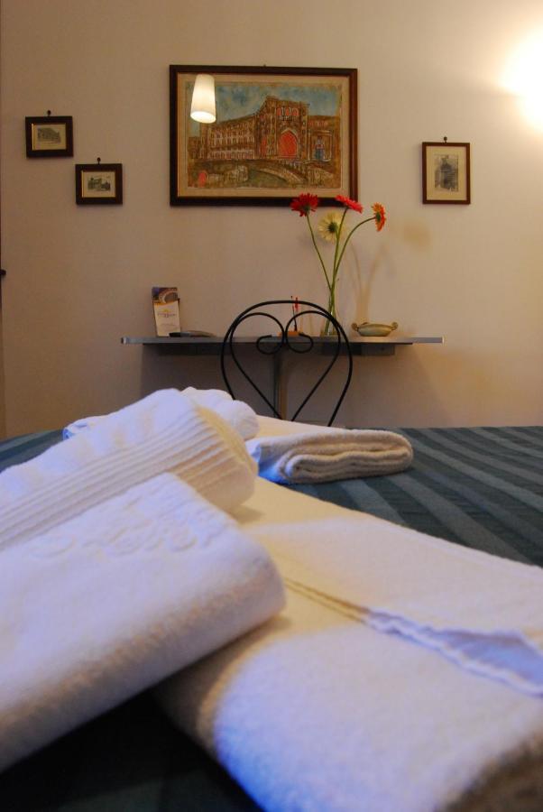 B&B Corte Barocca Lecce Ngoại thất bức ảnh